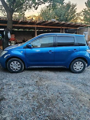 devo matiz: Toyota Ist: 2002 г., 1.3 л, Автомат, Бензин — 3