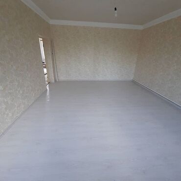 Döşəmə işləri: Laminat ustasi 3 azn laminatin yuksek seviyede vurulub tehvil — 4