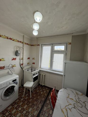 продажа квартир в кыргызстане: 2 комнаты, 43 м², 104 серия, 3 этаж, Косметический ремонт