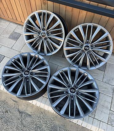диски на грандеур: Литые Диски R 19 Hyundai, Комплект, отверстий - 5, Б/у — 2