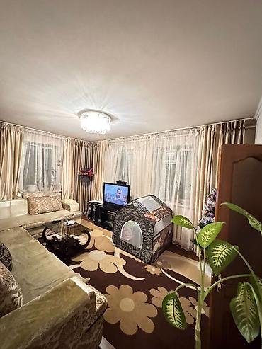 Продажа коттеджей и домов: Продается хороший дом 80м2 в районе 4 мкр Ахунбаева белорусская — 7