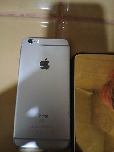 Apple iPhone: IPhone 6s, 16 GB, Gümüşü