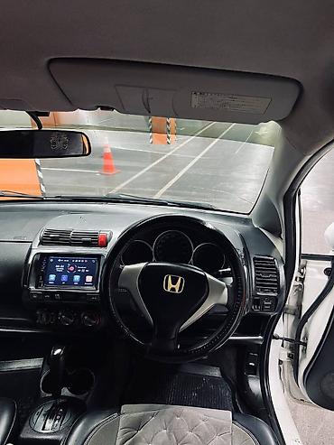Haima: Honda Fit: 2003 г., 1.5 л, Автомат, Бензин, Хэтчбэк — 8