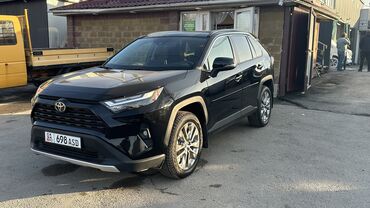 Toyota: Toyota RAV4: 2021 г., 2.5 л, Типтроник, Бензин, Кроссовер