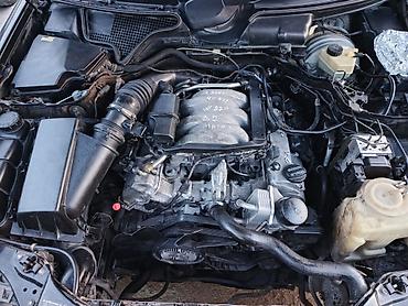 Mercedes-Benz: Mercedes-Benz E-Class: 3.2 l | Sedan — 1