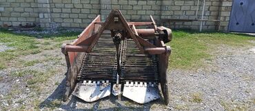 Traktorlar: Hamısı təcili satılır . Maraqlananlar zəng vasitəsilə əlaqə saxlaya — 14