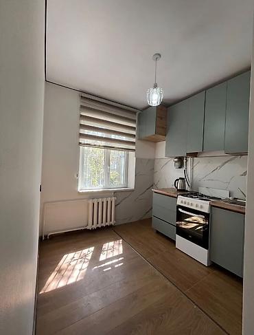 лумумбы: 3 комнаты, 65 м², Кудайберген авторынок 105 серия, 3 этаж, Свежий ремонт — 9
