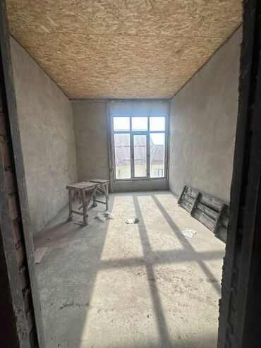 дома в оше: 3 комнаты, 76 м², Индивидуалка, 3 этаж, ПСО (под самоотделку)