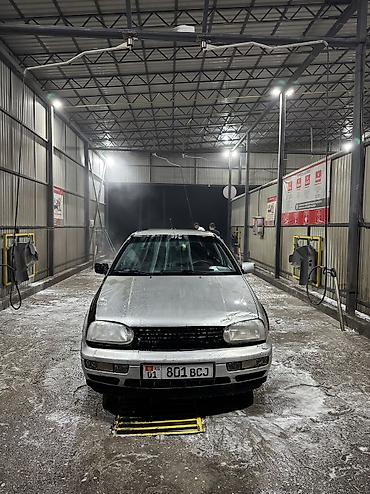 Volkswagen: Volkswagen Golf: 1992 г., 1.8 л, Механика, Бензин, Хэтчбэк — 3