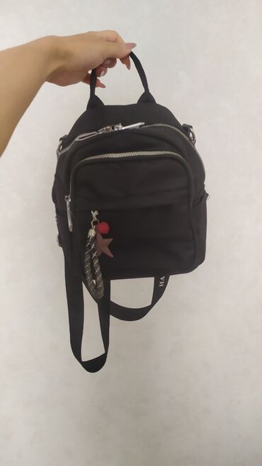 video player: Qara backpack 🎒 çanta