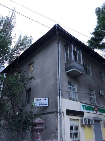 продажа квартиры в бишкеке: 2 комнаты, 47 м², Сталинка, 3 этаж, Косметический ремонт