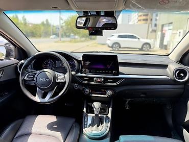 byd e1: Kia K3: 2022 г., 1.6 л, Вариатор, Бензин, Седан — 10
