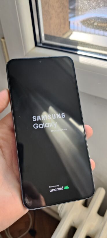 Samsung: Samsung Galaxy S22 Plus, 256 GB, bоја - Crna, Dual SIM, Face ID, Otisak prsta — 1
