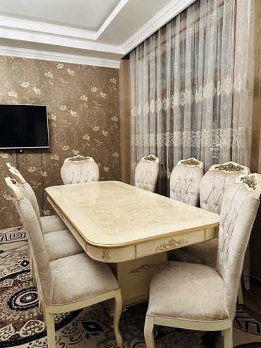 Мебель: Для гостиной, Б/у, Нераскладной, Квадратный стол, 8 стульев, Азербайджан