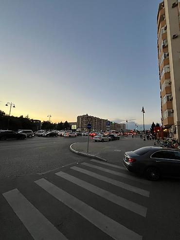 Mənzillərin satışı: Bakı, 3 otaqlı, Köhnə tikili, m. Gənclik, 90 kv. m — 3