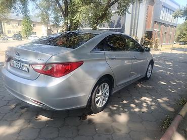 byd e1: Hyundai Sonata: 2010 г., 2 л, Автомат, Газ, Седан — 7