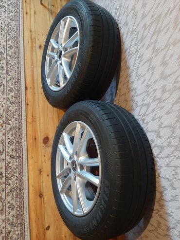 Təkərlər: Disk təkər Mercedes-Benz 195 / 65 / R 15, 5 Boltlu