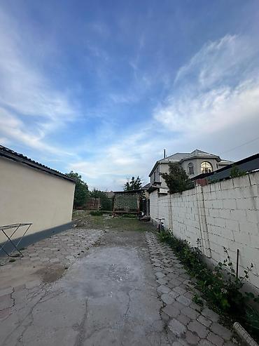 уч коргон: Продаётся участок с времянкой в мкр. Ак-Орго Локация: ул. Аймончок — — 8