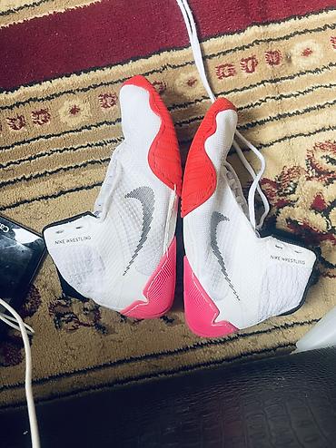 Мырзалардын бут кийими: Эркектердин кроссовкасы, 41, Nike, Колдонулган, түсү - Ак — 2
