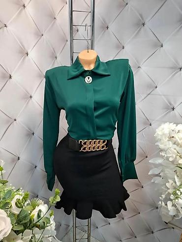 tiffany bluze i kosulje: Elegantna ženska košulja sa dugim rukavima i skrivenom dugmadi — 2