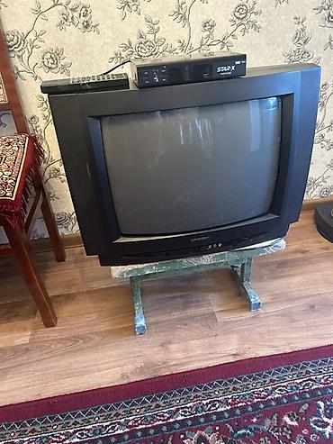 tv box nədir: Kineskop (CRT) televizor + rəqəmsal tuner dəsti Məhsulun tərkibi: - — 1