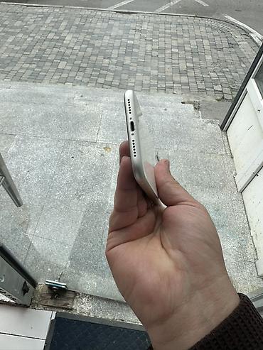 Apple iPhone: IPhone 11, Ağ, Face ID — 6