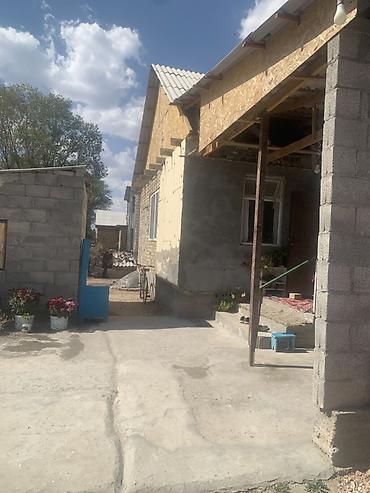 хата с бассейн: Продаётся жилой дом с приусадебным участком в живописном месте у гор — 7