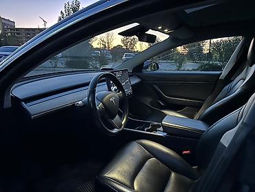 плесос для машины: Tesla Model 3: 2019 г., Электромобиль, Лифтбек — 6