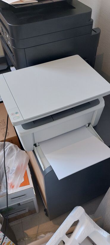 printer satılır: HP M141a lazerli printer satılır. 3 ü birindədi. 2 ay istifadə olunub