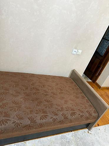 bunk bed: Б/у Односпальная кровать с подъемным механизмом и вместительным — 3