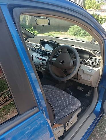 bis vip: Honda Edix: 2004 г., 2 л, Автомат, Бензин, Минивэн — 3