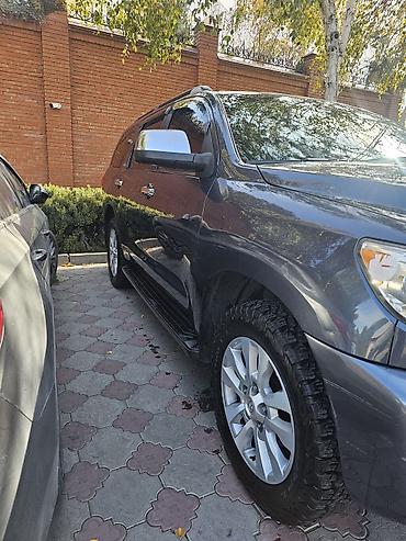 машина aion: Toyota Sequoia: 2008 г., 5.7 л, Автомат, Бензин, Внедорожник — 3