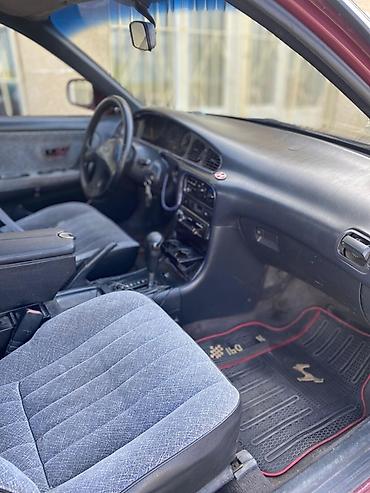 hyundai veracruz: Hyundai Sonata: 2 l | 1995 il Sedan — 1