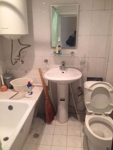 Uzunmüddətli kirayə mənzillər: Yasamal rayonu, 158 N-li məktəbin və «Uç Taс» (Три Корона) yaxınlıqda — 2