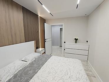 Посуточная аренда квартир: 2 комнаты, Душевая кабина, Постельное белье, Парковка — 2