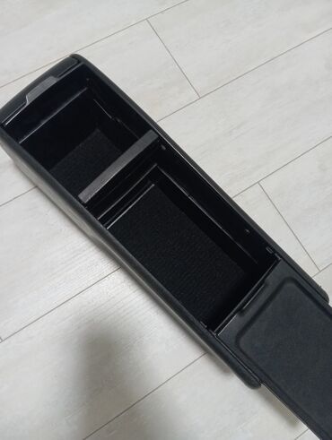 Другие детали салона: Виш бордочок, полики(3ряда самые удобные) и органайзер полочки для at lalafo.kg — 6 Другие детали салона: Виш бордочок, полики(3ряда самые удобные) и органайзер полочки для — 6