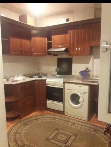 mənzillər kiraye: Ecemi metrosuna yaxin 10/4 de 2 otaq 60 kv menzil kiraye verilir