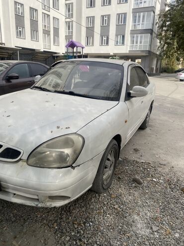 спринтер на заказ ош: Автомобиль седан, белый цвет, 4 двери. Основные характеристики и