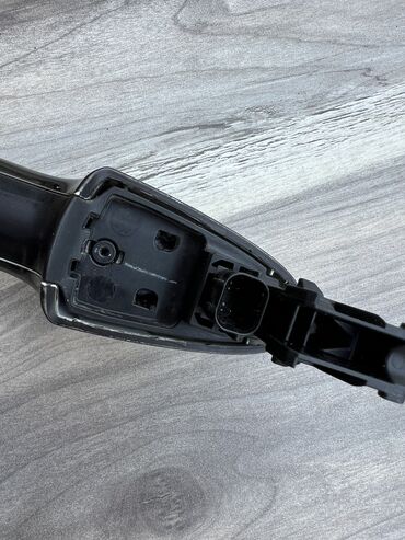 Дверные ручки: Передняя правая дверная ручка Дверная ручка Toyota Б/у, Оригинал — 8