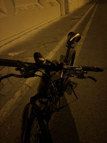 İdman velosipedləri: İşlənmiş Dağ velosipedi 26", sürətlərin sayı: 21, Ünvandan götürmə — 4