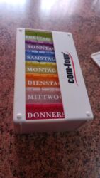 продаю пластиковые ящики: Органайзер для таблеток com-four на неделю - 7 выдвижных контейнеров