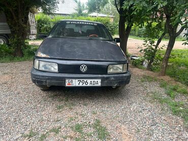 шины шипованные: Volkswagen Passat: 1989 г., 1.8 л, Механика, Бензин