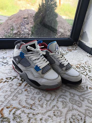 Мужская обувь: Кроссовки Air Jordan 4 Retro (цветовая схема с асимметричными синими — 2