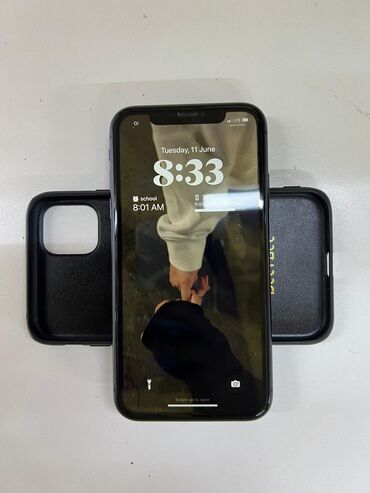 бэушный айфон 11: IPhone 11, Б/у, 128 ГБ, Jet Black, Защитное стекло, Чехол, 78 %