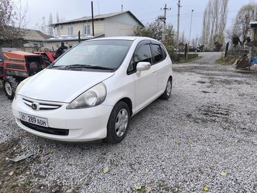 лабо машина: Honda Fit: 2006 г., 1.3 л, Вариатор, Бензин, Универсал