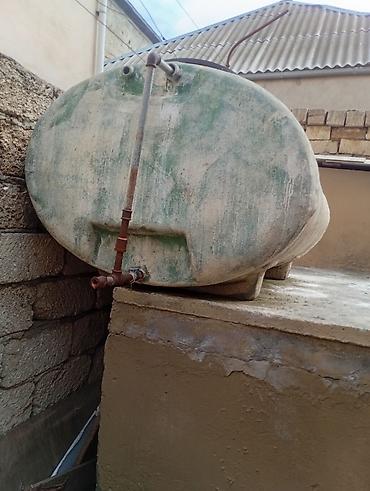 Baklar və çənlər: Bak, Plastik, 2000 l l, İşlənmiş — 2