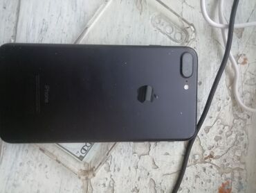 продам айфон 10: IPhone 7 Plus, Скидка 10%, Б/у, 128 ГБ, Черный, Зарядное устройство, Чехол, 100 %