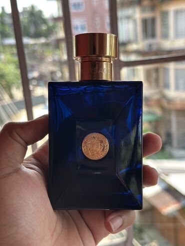 Dylan blue 40 ml qalıb + çantası var + qutusu ilə birlikdə 85 azn