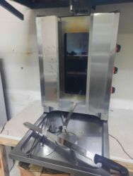 ПО для бизнеса: Dönər aparatı satılır 2 ədəd var biri 400azn tokla kşləyir.ünvan