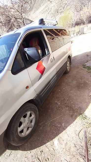 Hyundai: Hyundai Starex: 1999 г., 2.5 л, Механика, Дизель, Минивэн — 8